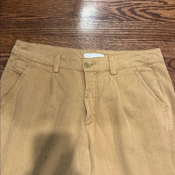 Anthropology Chino Size 29 in a Mustard/Gold color in a textured material - Picture 4 of 11